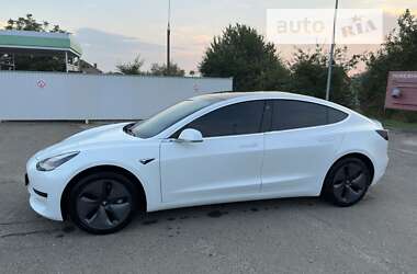 Седан Tesla Model 3 2019 в Коломые