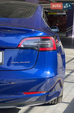 Седан Tesla Model 3 2018 в Києві фото 10 Седан Tesla Model 3 2018 в Києві
