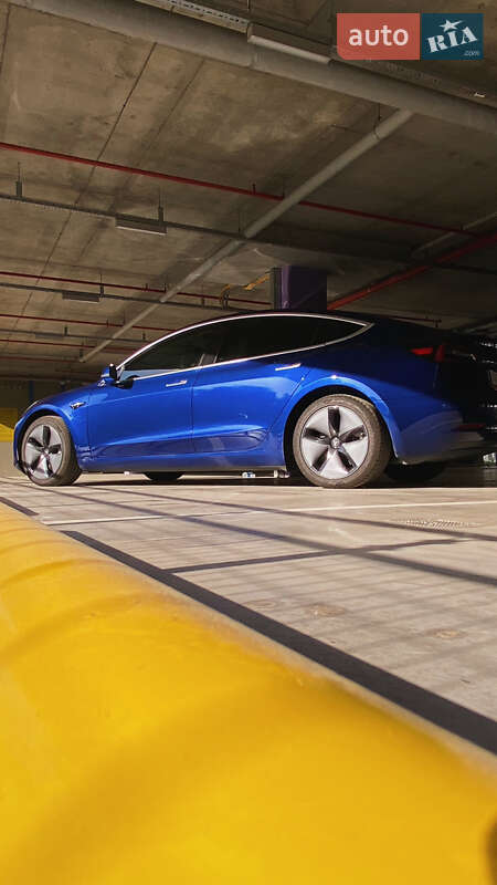 Седан Tesla Model 3 2018 в Києві фото 16 Седан Tesla Model 3 2018 в Києві