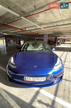 Седан Tesla Model 3 2018 в Києві фото 20 Седан Tesla Model 3 2018 в Києві