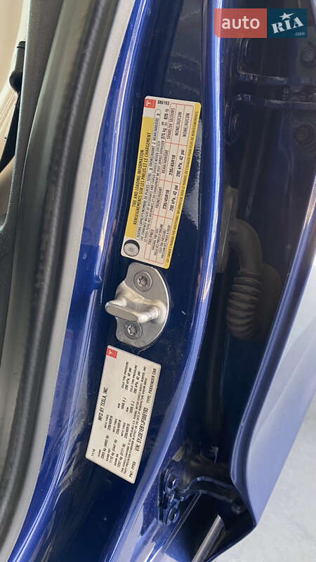 Седан Tesla Model 3 2018 в Києві фото 28 Седан Tesla Model 3 2018 в Києві