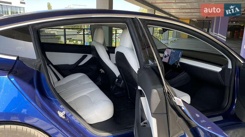 Седан Tesla Model 3 2018 в Києві фото 23 Седан Tesla Model 3 2018 в Києві