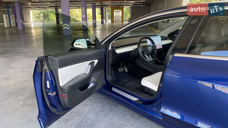 Седан Tesla Model 3 2018 в Києві фото 24 Седан Tesla Model 3 2018 в Києві
