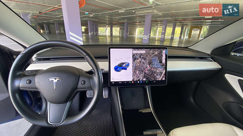 Седан Tesla Model 3 2018 в Києві фото 37 Седан Tesla Model 3 2018 в Києві