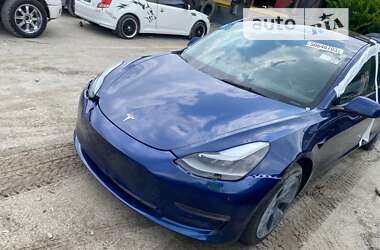 Седан Tesla Model 3 2022 в Харькове