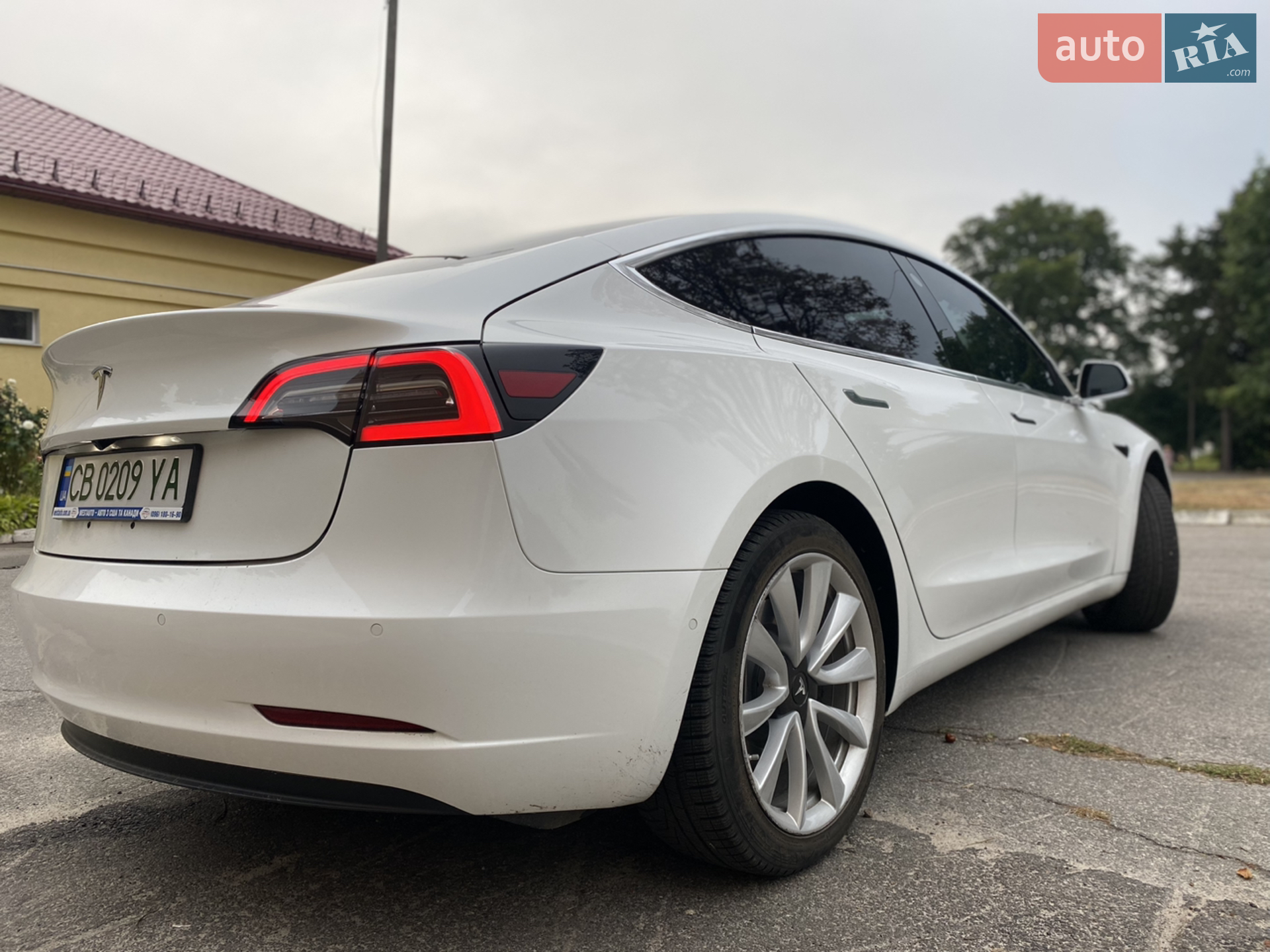 2018 Tesla Model 3 - мініатюра 10