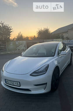 Седан Tesla Model 3 2020 в Жмеринке
