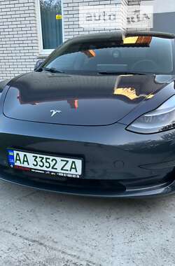 Седан Tesla Model 3 2022 в Вінниці