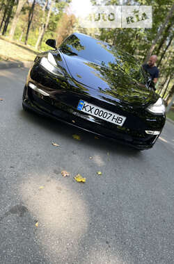 Седан Tesla Model 3 2018 в Харькове