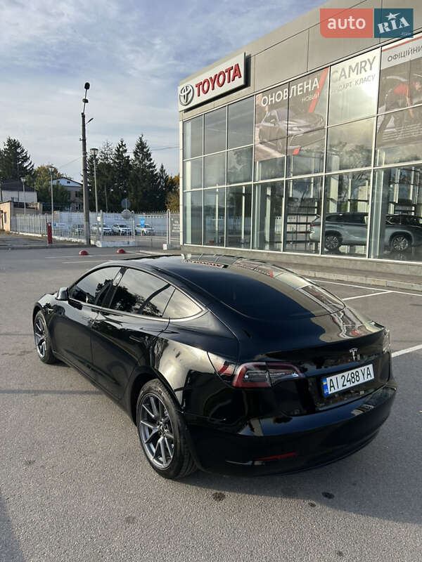 Седан Tesla Model 3 2021 в Белой Церкви