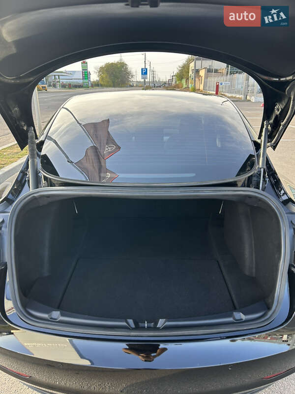 Седан Tesla Model 3 2021 в Белой Церкви