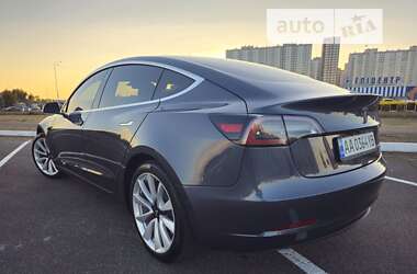 Седан Tesla Model 3 2020 в Киеве