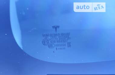 Седан Tesla Model 3 2020 в Киеве