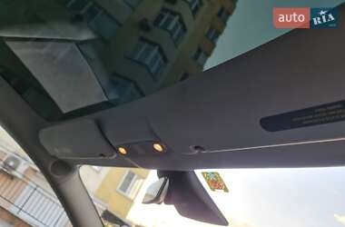 Седан Tesla Model 3 2018 в Киеве