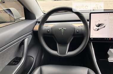 Седан Tesla Model 3 2019 в Білій Церкві