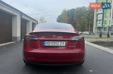 Седан Tesla Model 3 2018 в Вінниці