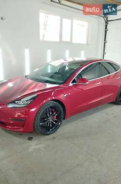 Седан Tesla Model 3 2018 в Вінниці