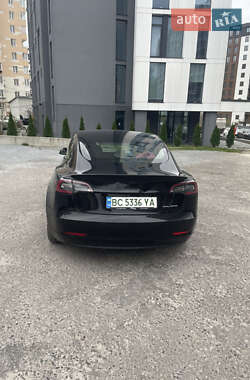 Седан Tesla Model 3 2019 в 