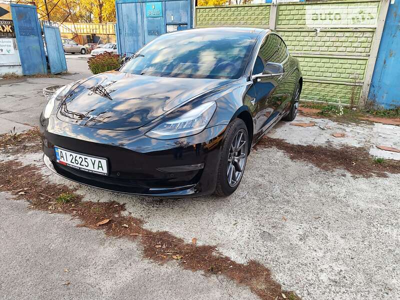 Tesla Model 3 2018
