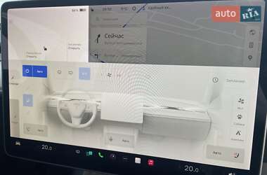 Седан Tesla Model 3 2021 в Киеве