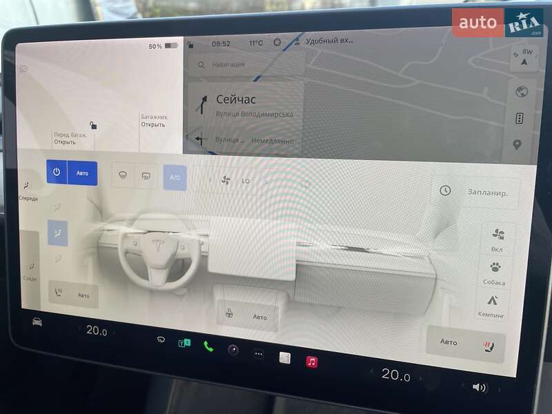 Седан Tesla Model 3 2021 в 