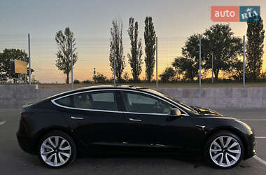 Седан Tesla Model 3 2018 в Первомайске