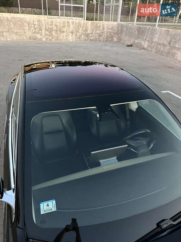 Седан Tesla Model 3 2018 в Первомайске