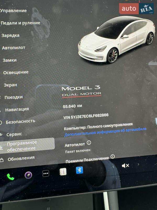 Седан Tesla Model 3 2020 в Ужгороді