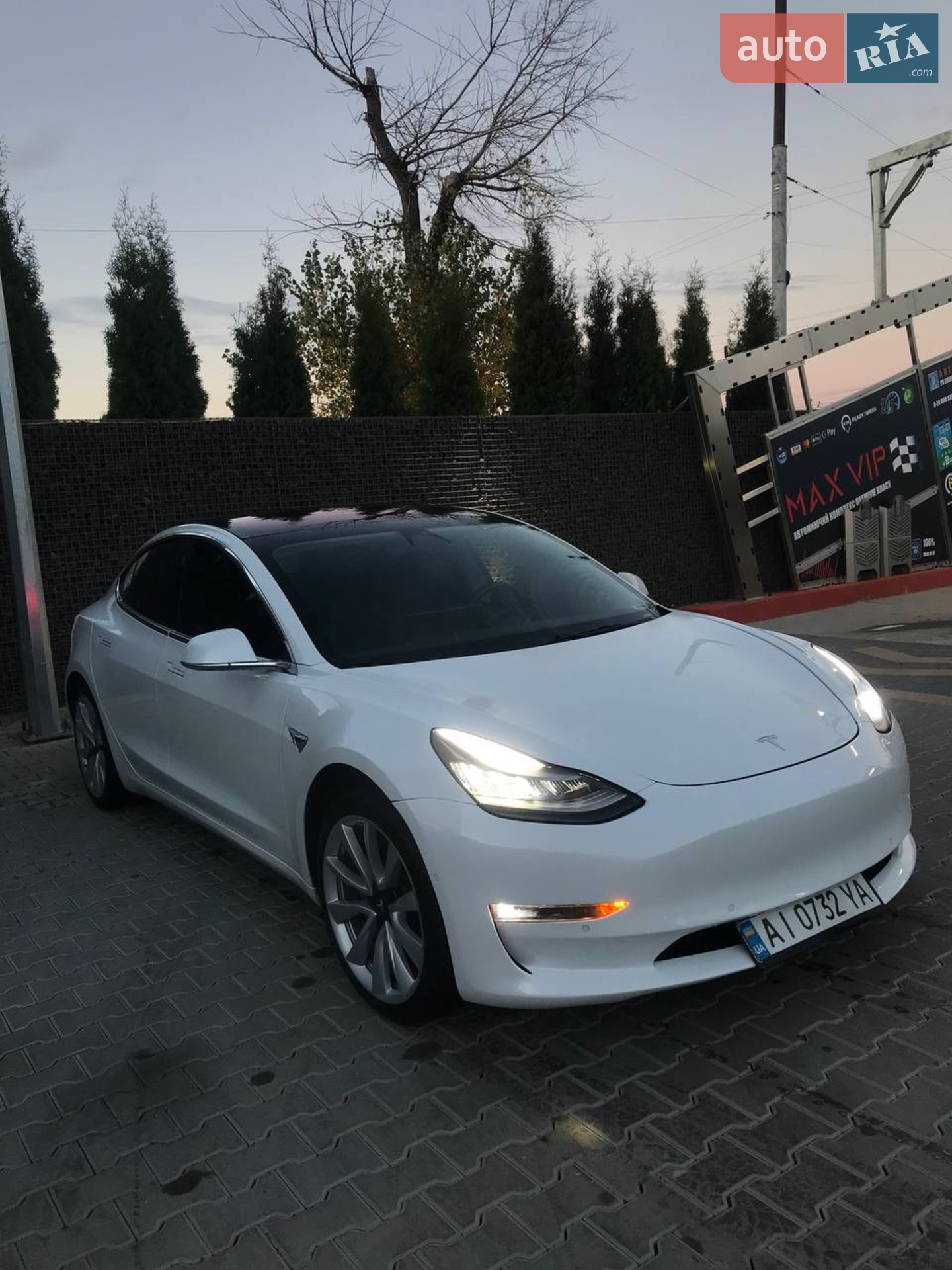 2018 Tesla Model 3 - мініатюра 4