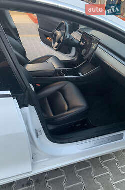 Седан Tesla Model 3 2018 в 