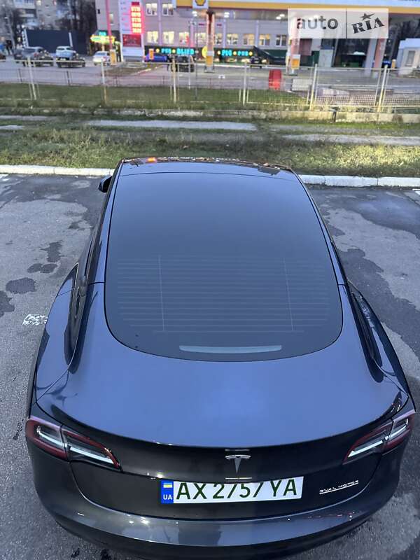 Седан Tesla Model 3 2022 в Харкові