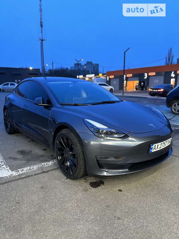 Седан Tesla Model 3 2022 в Харкові