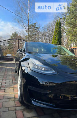 Седан Tesla Model 3 2018 в 