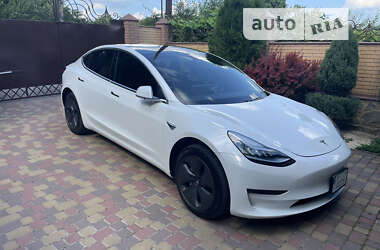 Седан Tesla Model 3 2019 в Полтаві