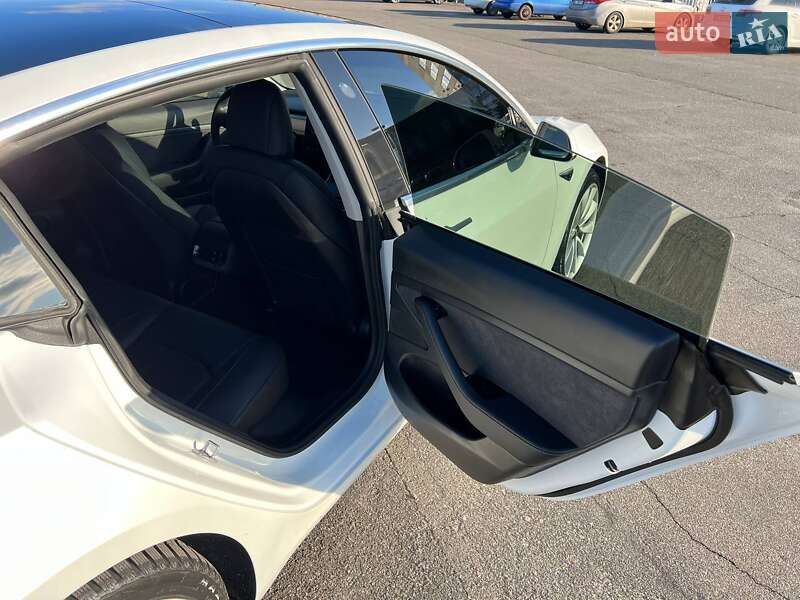 Седан Tesla Model 3 2020 в Харькове