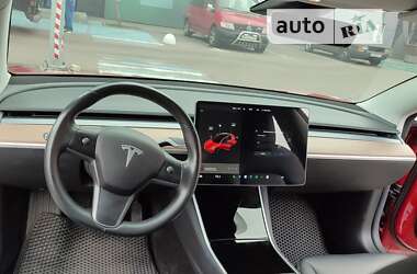 Седан Tesla Model 3 2018 в Киеве