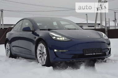 Седан Tesla Model 3 2022 в Львове