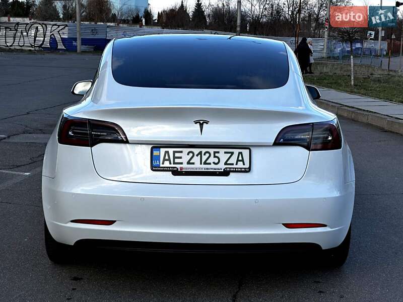 Седан Tesla Model 3 2019 в Кривому Розі