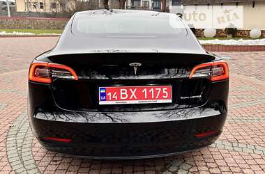 Седан Tesla Model 3 2019 в 