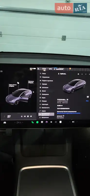 Седан Tesla Model 3 2022 в 