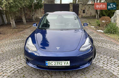Седан Tesla Model 3 2018 в 