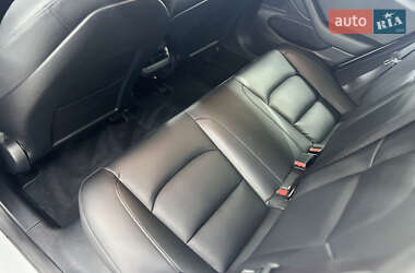 Седан Tesla Model 3 2020 в Черновцах