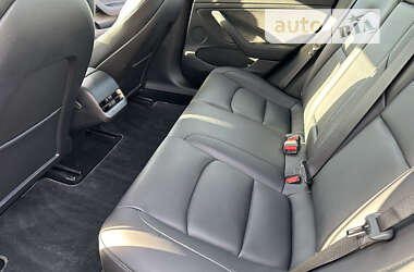 Седан Tesla Model 3 2022 в Виннице