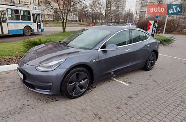 Седан Tesla Model 3 2019 в Дніпрі