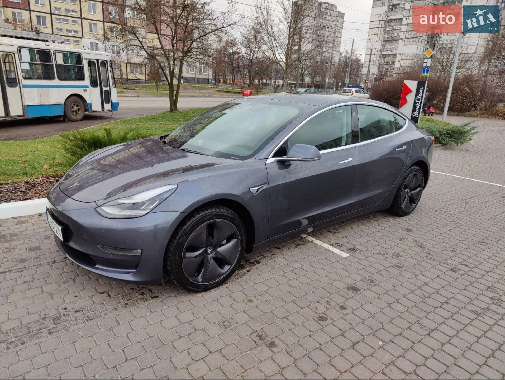 2019 Tesla Model 3 - мініатюра 14