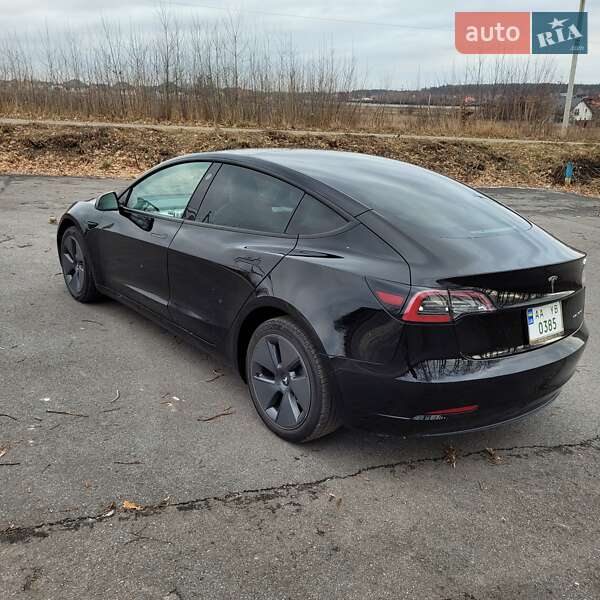 Седан Tesla Model 3 2022 в Житомире