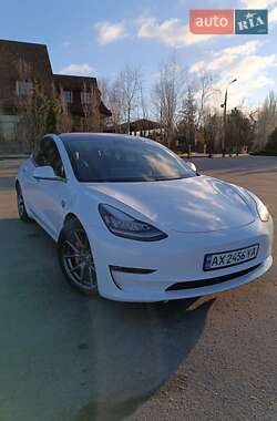 Седан Tesla Model 3 2018 в 
