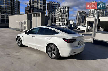 Седан Tesla Model 3 2019 в Києві