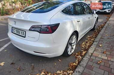 Седан Tesla Model 3 2019 в 