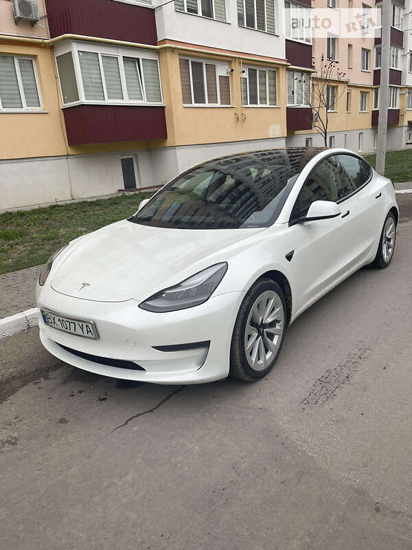 Седан Tesla Model 3 2021 в Кам'янець-Подільському